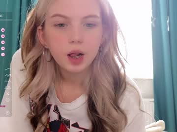 webcam girl small_blondee image #5247865