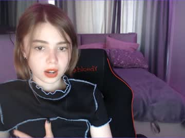 webcam girl tripleprinces image #2225191