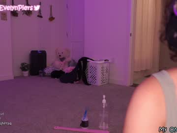 webcam girl evelynpiers image #2524783