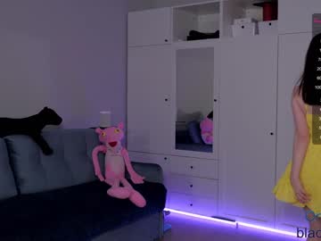 webcam girl _blackbee_ image #750352