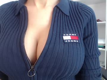 webcam girl eat_mee_out image #1616216