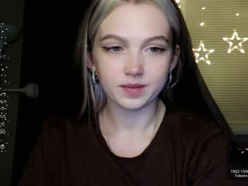 webcam girl small_blondee image #5668042