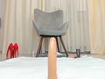 webcam girl dariaa_doll image #1695194