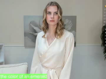 webcam girl fannycullimore image #6542605