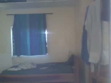 Cam for lightskinjohnny