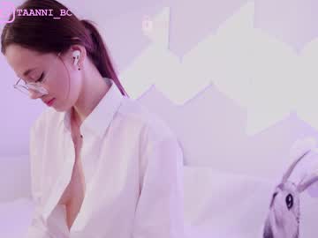 webcam girl taanni_bc image #4266441