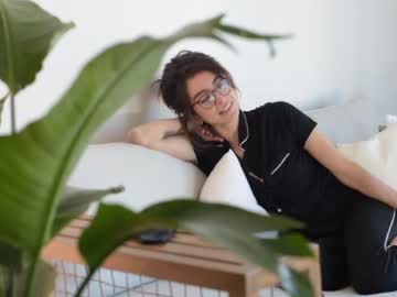 webcam girl lizmreow image #1029376