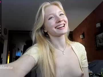 webcam girl bestblondiiecb image #2834941