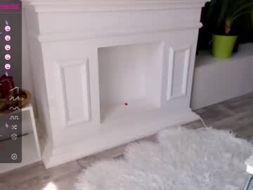 webcam girl small_blondee image #1974118