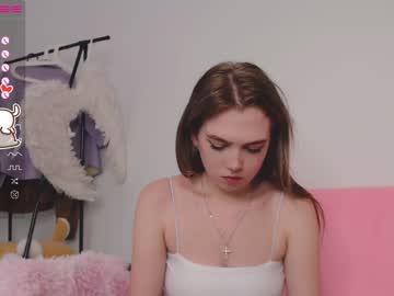 webcam girl small_blondee image #3129966