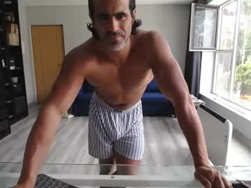 webcam man latino23bom image #5204719