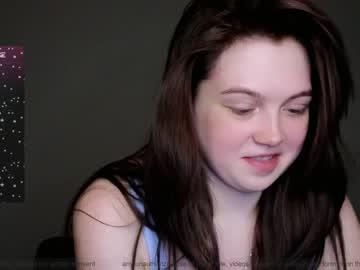 webcam girl small_blondee image #6553707