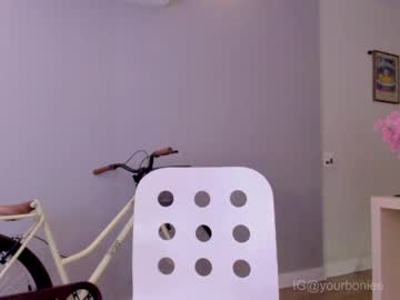 webcam girl yourbonie image #4573088