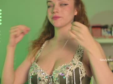 webcam girl mia_milagros image #5798572