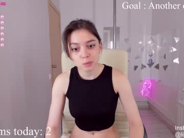 webcam girl lily_ewing image #3030135