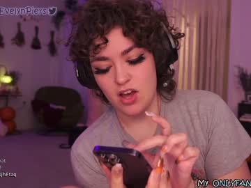 webcam girl evelynpiers image #3076818