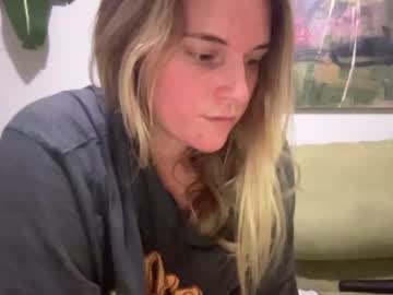 webcam girl bananascoconutz image #4550672