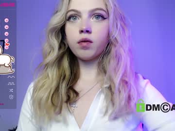 webcam girl small_blondee image #3609699