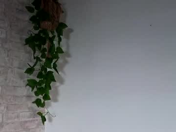 webcam girl littlegreekflower image #6118113