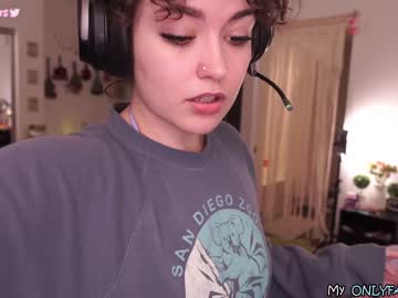 webcam girl evelynpiers image #4136325