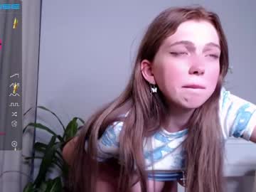 webcam girl small_blondee image #2019739