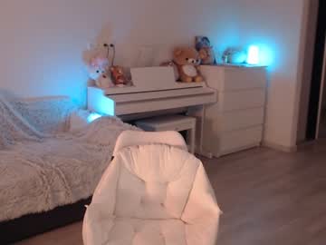 webcam girl uwuxo image #777335