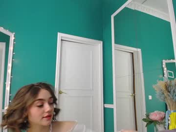 webcam girl adelewilson__ image #1241710