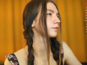 webcam girl angels_kiss image #2585405