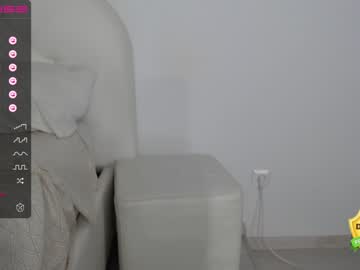 webcam girl theellenshow image #3747693