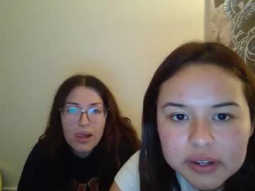 webcam couple pinacoladagals image #1325653