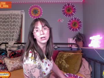 webcam girl daydreamur_gurl image #6908987