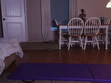 webcam girl chroniclove image #3857190