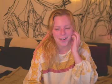webcam girl crimsonxrapture image #211506