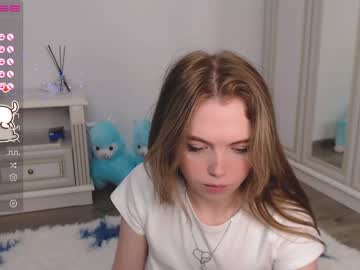 webcam girl small_blondee image #3053261