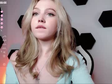webcam girl small_blondee image #4053374