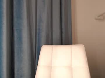 webcam girl small_blondee image #1072496
