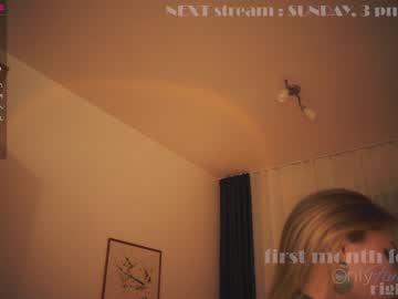 webcam girl purelovecult image #706588