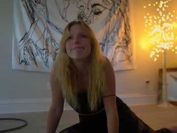 webcam girl crimsonxrapture image #137496