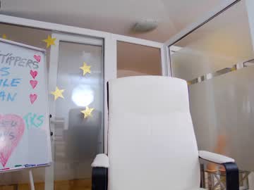 webcam girl ingridblondy94 image #1542287