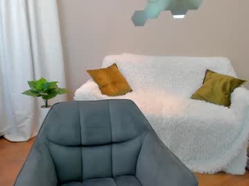 webcam girl liana_roses image #1127501