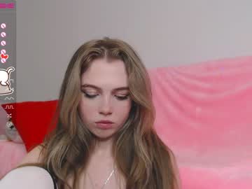 webcam girl small_blondee image #3089461