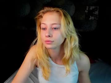 webcam girl emily_tayl0r image #3106751