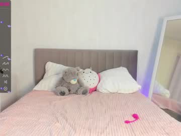 webcam girl alisaa_1 image #2330511