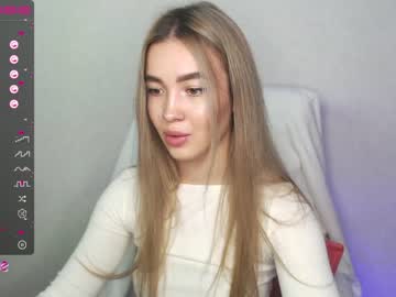 webcam girl yourvirusqueen_ image #2230449