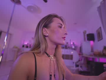 webcam girl hannahjames710 image #4711859
