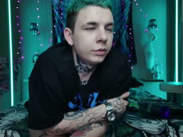 webcam couple aurora_radiance image #4942305