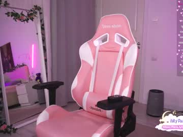 webcam girl holliwould_ image #2682257