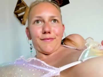 webcam girl jasminedaze888 image #4820716