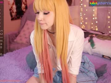 webcam girl yourcutewaifu image #4145286