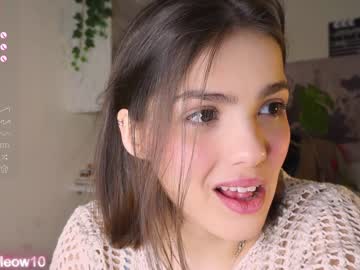 webcam girl emiliacourtney image #6596076
